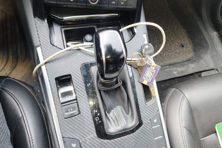 Used Wey VV7 2017 2.0T Ultra-Luxury Version
