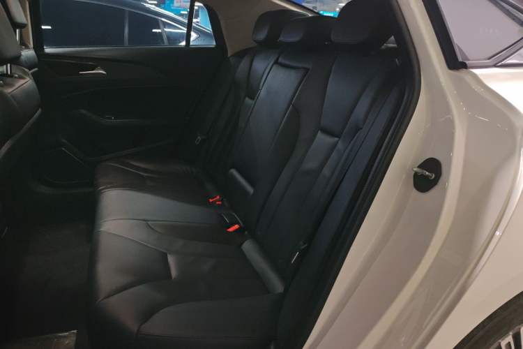 Used Hongqi H5 2022 Classic Model Facelift 1.5T DCT Qiyun Edition
