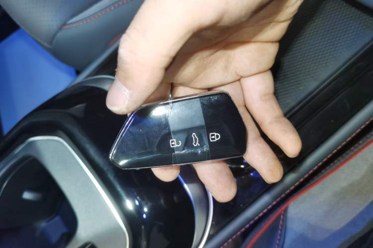 Used Volkswagen ID.4 CROZZ 2024 PRIME