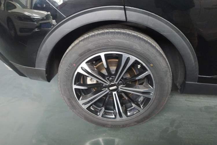 Used Wey VV6 2020 2.0T Two-Wheel Drive Zhiyue+
