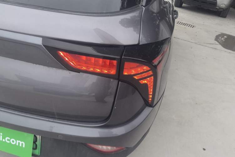 Used NETA V 2022 Long-Range Industry Custom Edition