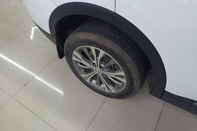 Used Buick Envision 2023 Encore Plus 652T Five-Seat Luxury Model
