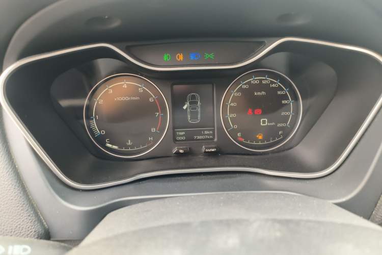 Used Geely Auto Vision X6 2016 1.8L Manual Luxury Edition