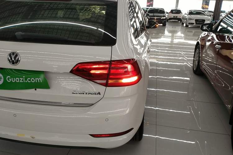 Used Volkswagen Santana 2015 Haval H6 1.6L Automatic Comfort Model
