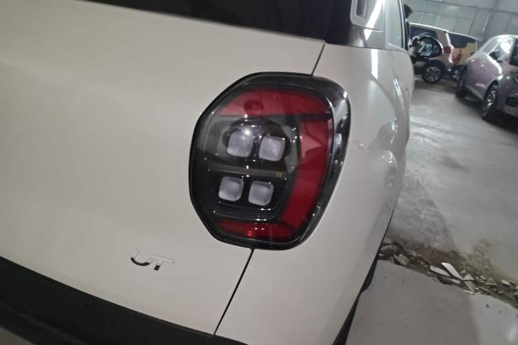 Used AION UT 2025 330 Starlight Edition
