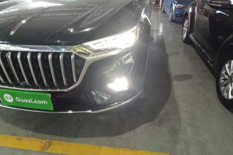 Used Hongqi HS5 2022 Revised Version 2.0T Smart Connect Flagship Edition
