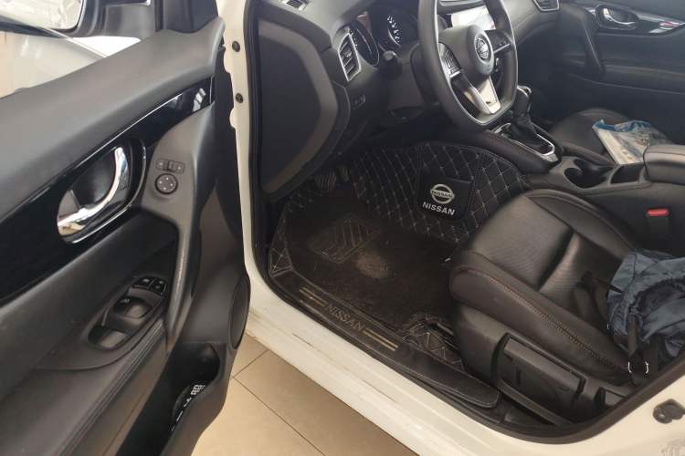 Used Nissan Qashqai 2021 2.0L CVT Smart Enjoyment Version