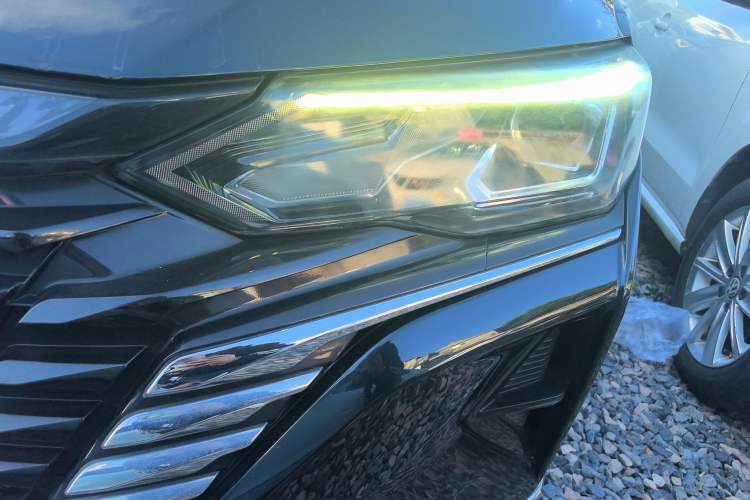 Used Dongfeng Aeolus Yixuan MAX 2021 1.5T Ultra-Stylish Trendsetter Edition