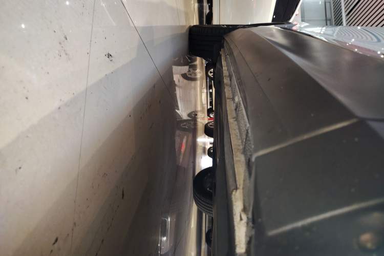 Used Volkswagen Tiguan L 2019 330TSI Automatic Two-Wheel Drive Smart Luxury Version China VI Standard
