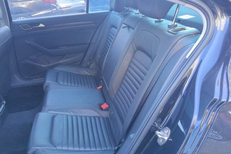 Used Volkswagen Magotan 2019 330TSI DSG Leading Model China VI Standard
