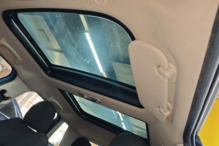 Used  MINI 2015 1.5T COOPER Fun Five-Door Edition
