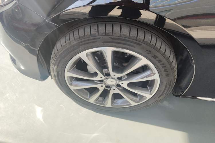 Used Mercedes-Benz E-Class 2016 E 200 L
