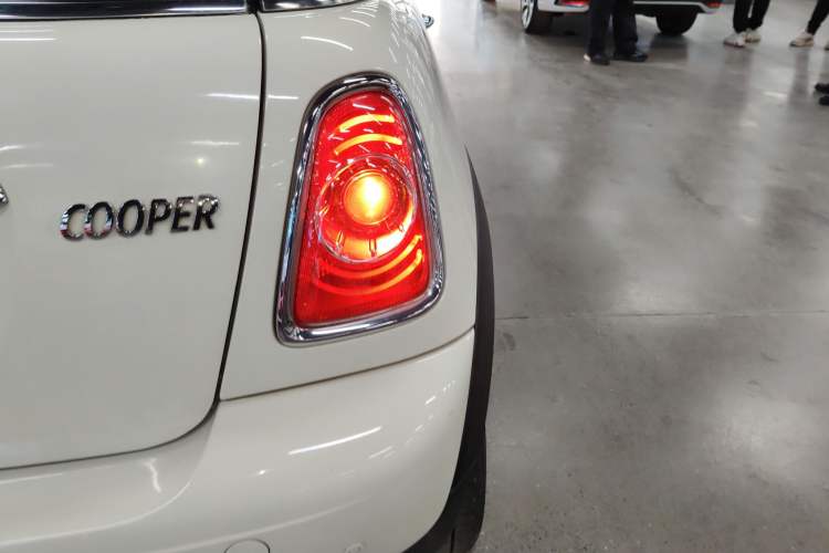 Used  MINI 2011 1.6L COOPER Fun