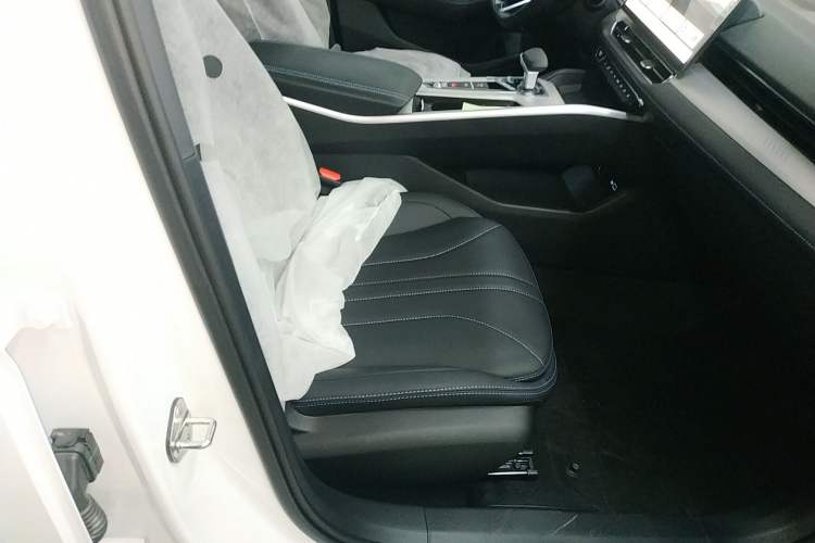 Used Geely Auto Preface 2025 Dongfang Yao 1.5TD Jinghong Edition+