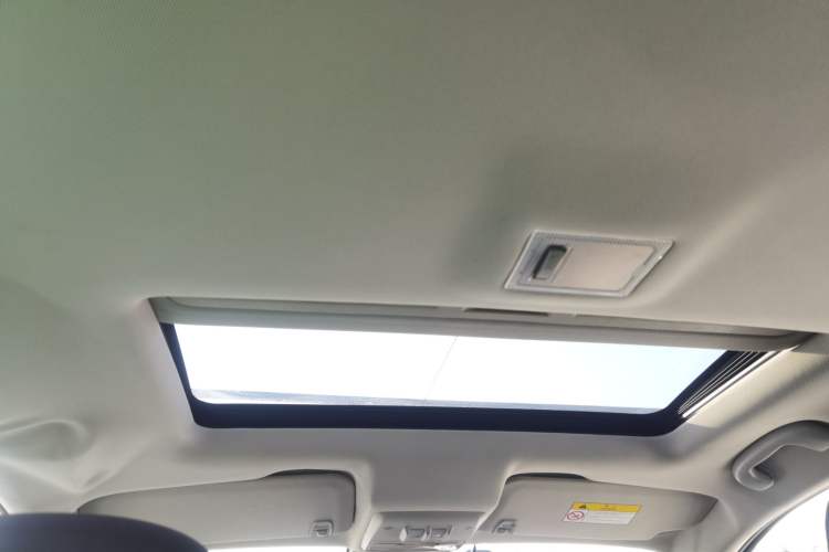 Used Chevrolet Trax 2016 1.4T Automatic Two-Wheel Drive Comfort Version with Sunroof
