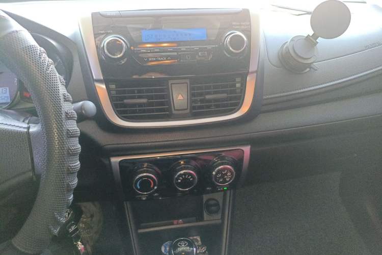 Used Toyota YARiS L Zhi Xian 2016 Revised 1.5E CVT Charming Edition