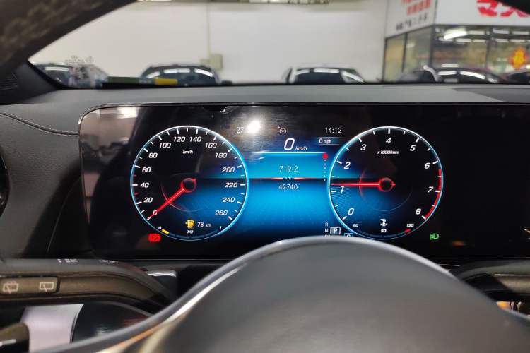 Used Mercedes-Benz GLB 2022 Second Facelift GLB 200 Fashion Edition