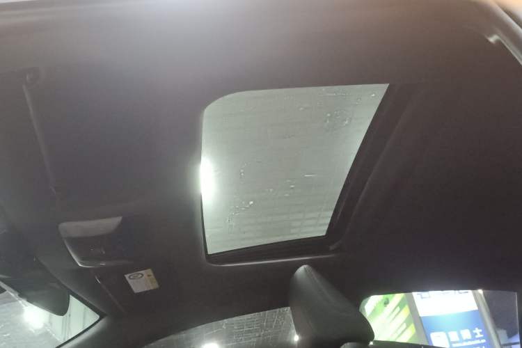 Used Toyota Levin 2022 Dual-Motor 1.8H E-CVT Sport Edition
