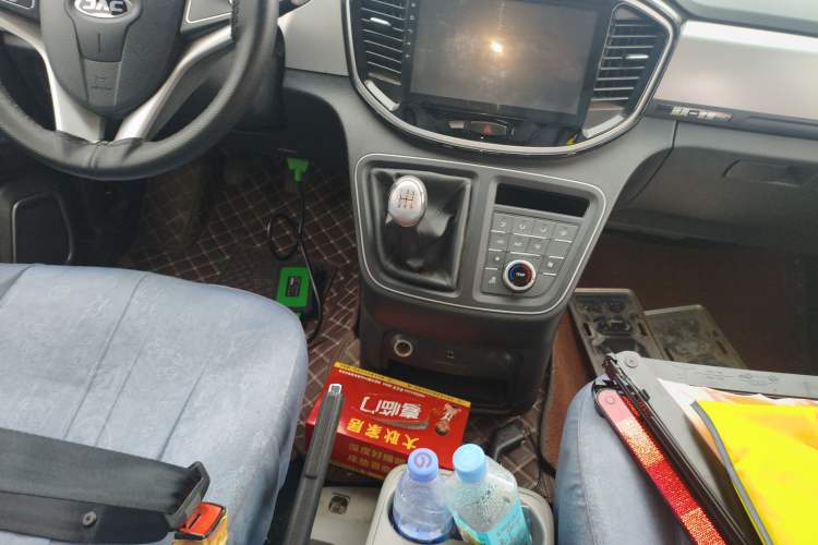 Used  M4 2019 Business & Travel Series 2.0L Manual Speed Edition China VI Standard