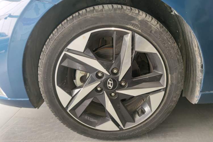 Used Hyundai Elantra 2022 1.5L CVT LUX Prestige Edition