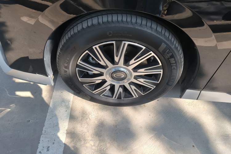 Used GAC Trumpchi E9 2025 E9 Superfast Charging – Master Series