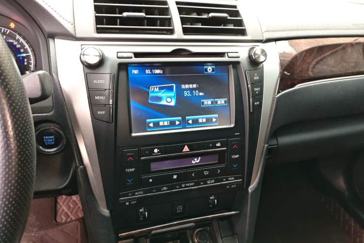 Used Toyota Camry 2016 2.5G 10th Anniversary Deluxe Navigation Edition