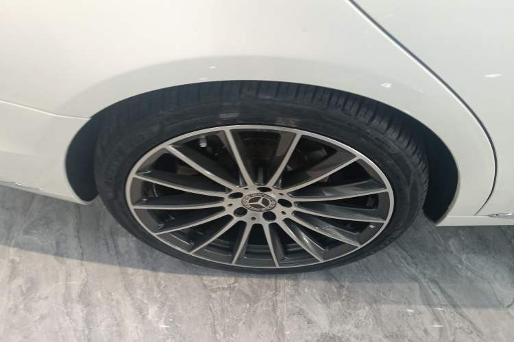 Used Mercedes-Benz S-Class 2014 S 320 L Business Model