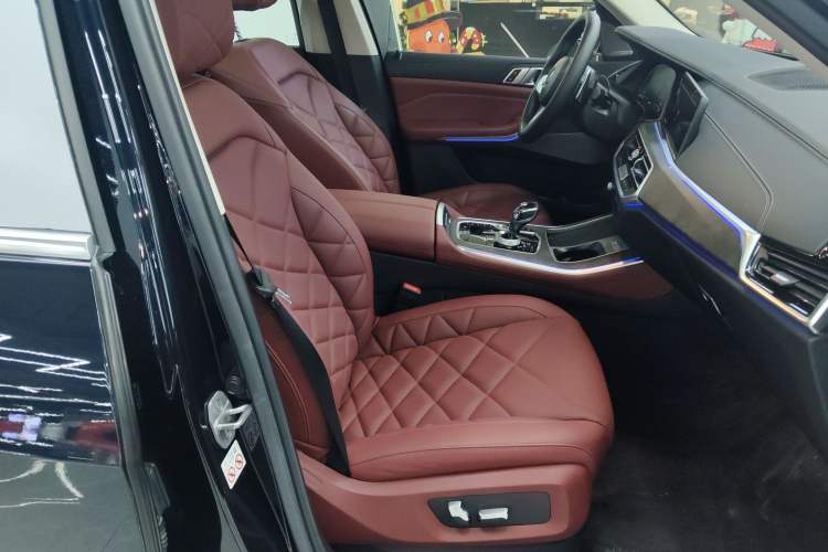 Used BMW X5 2022 Restyled xDrive 30Li Luxury Version M Sport Package