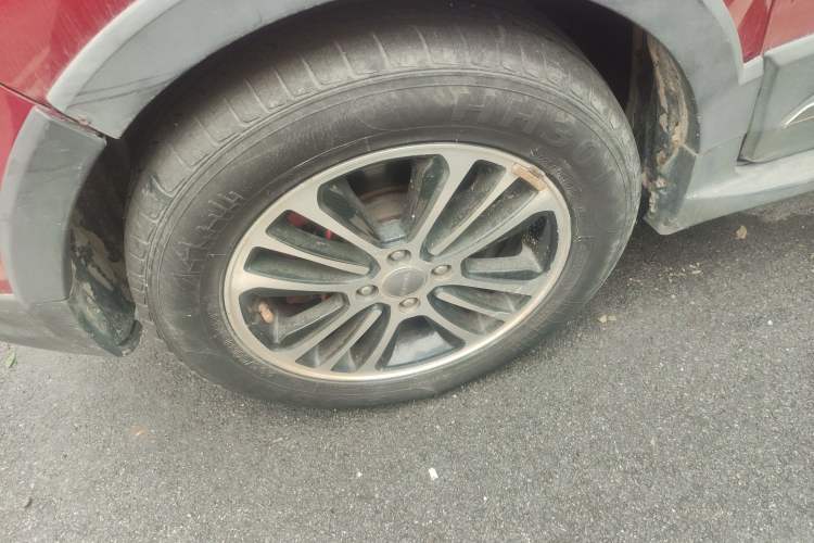 Used Haval H1 2015 1.5L AMT Luxury Model
