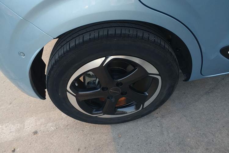 Used Dongfeng NAMMI 01 2024 430 Max Smart+