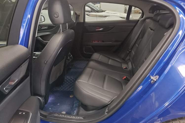 Used Jaguar XEL 2020 2.0T 200 PS S Advanced Elegance Edition
