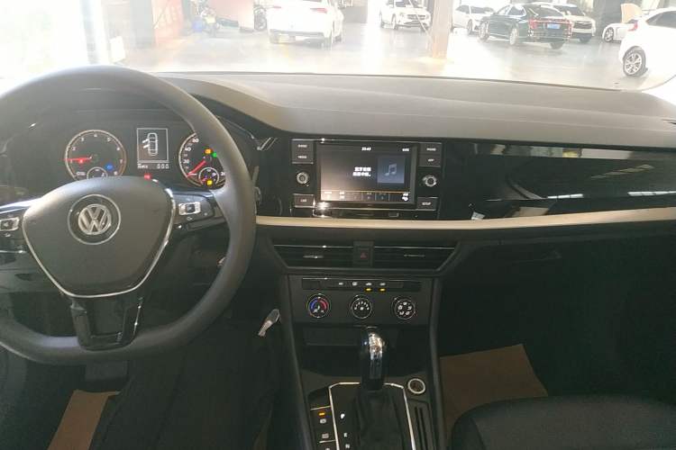 Used Volkswagen Lavida 2019 1.5L Automatic Comfort Edition China VI Standard