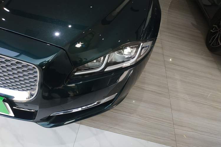 Used Jaguar XJ 2016 XJL 3.0 SC Two-Wheel-Drive Elegant Business Edition
