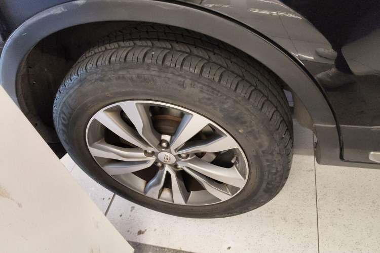 Used Geely Auto Emgrand X7 Sport 2016 1.8TD Automatic All-Wheel-Drive ZhiZun Edition
