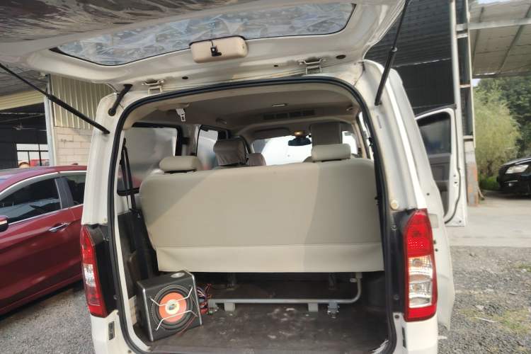 Used Wuling Rongguang V 2018 1.5L Standard Version