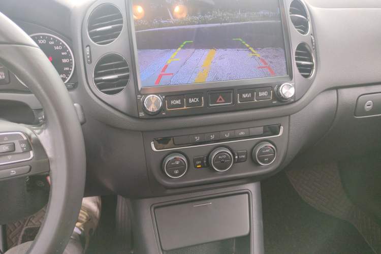 Used Volkswagen Tiguan 2015 1.8TSI Automatic Two-Wheel Drive Comfort Edition
