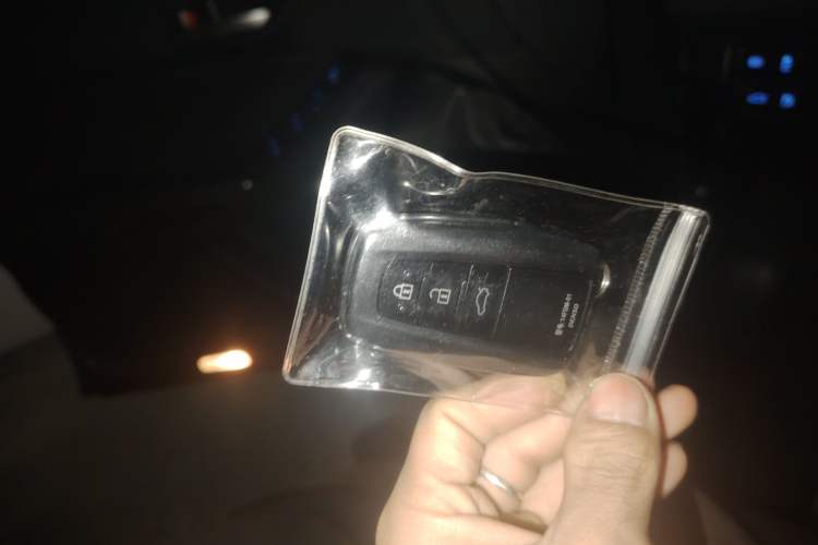 Used Toyota Avalon 2019 2.5L Ambition Version China VI Standard