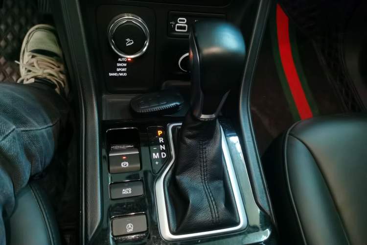 Used  Grand Commander 2018 2.0T Four-Wheel Drive Enjoyment Version China V
