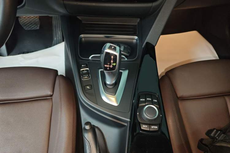 Used BMW 3 Series 2018 320Li Fashion Model
