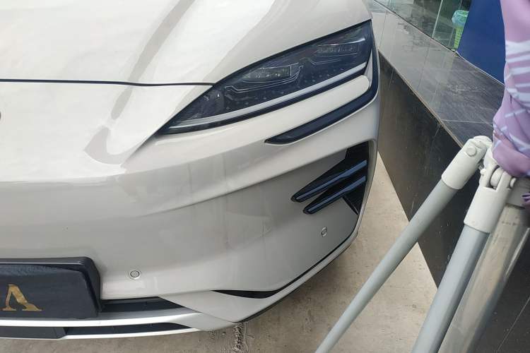 Used BYD Song PLUS New Energy 2025 EV Intelligent Driving Version 520km Premium Model
