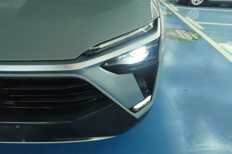 Used Nio ES8 2020 415 km Range 6-Seater Version