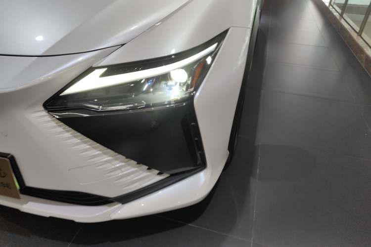 Used Lexus RZ 2023 450e All-Wheel Drive Luxury Edition
