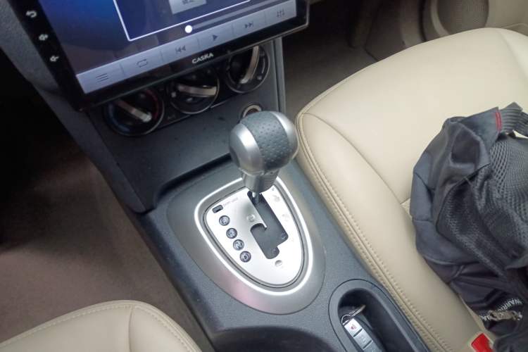 Used Nissan Qashqai 2015 2.0 XL Coolfire CVT 2WD
