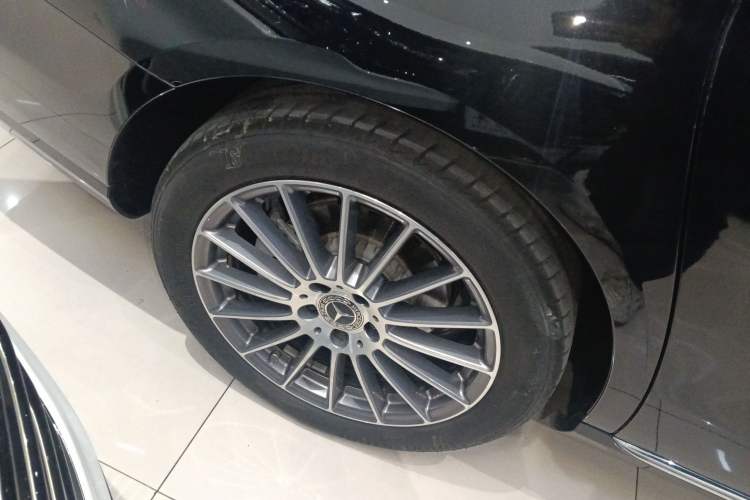 Used Mercedes-Benz E-Class 2022 Second Facelift E 260 L
