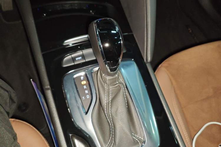 Used Buick Regal 2019 20T Elite Version China VI Standard