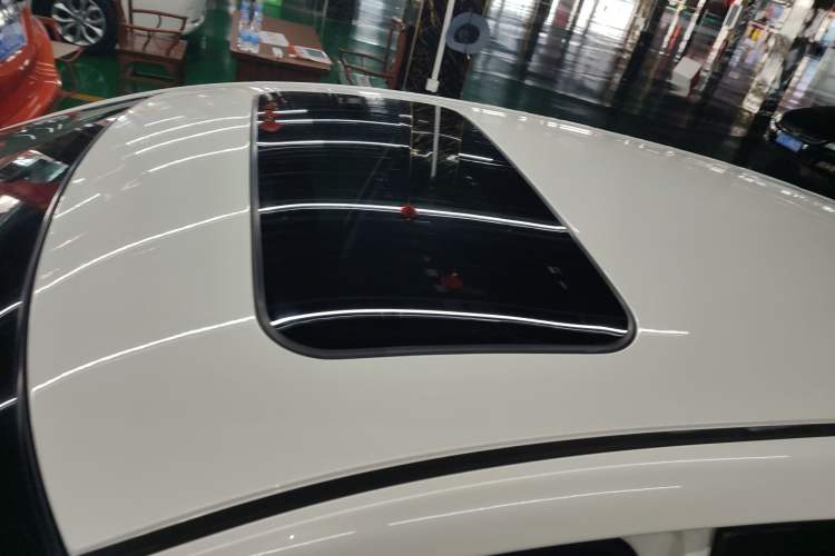 Used Nissan Tiida 2021 1.6L CVT Cool Edition
