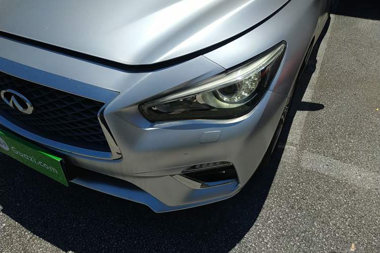 Used Infiniti Q50L 2018 2.0T Enjoyment Version China VI Standard
