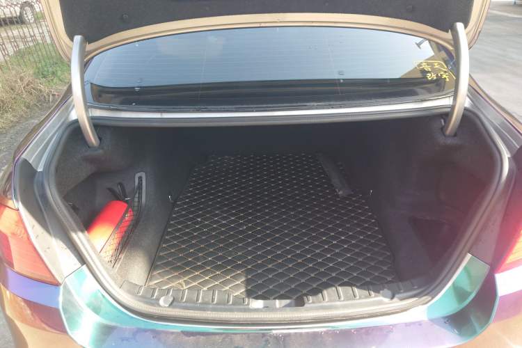 Used BMW 5 Series 2014 525Li Luxury Design Package
