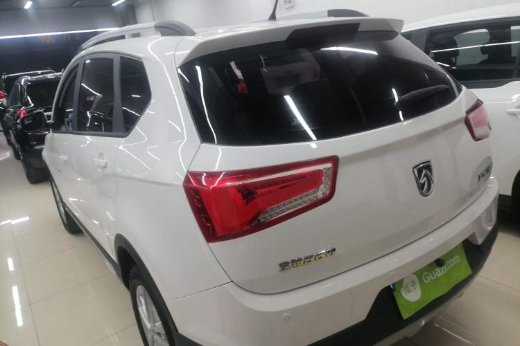 Used Baojun 560 2016 1.8L Manual Comfort Model