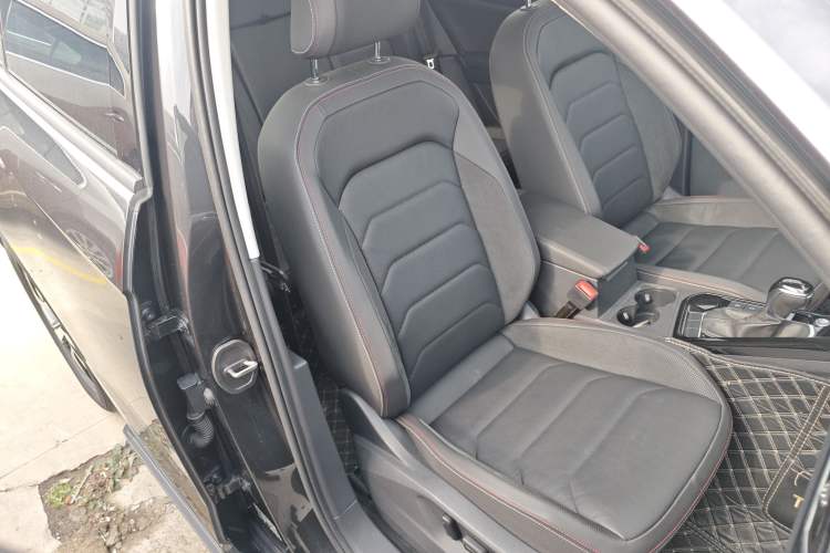 Used Volkswagen Tayron 2020 330TSI Two-Wheel Drive Luxury Smart Connectivity Version